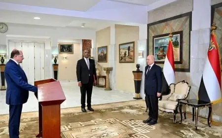 أداء رئيس وأعضاء الحكومة اليمنية الجديدة لليمين الدستورية في خطوة مهمة نحو الاستقرار