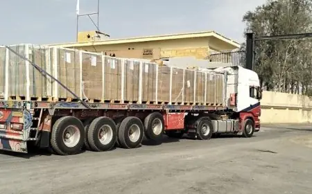 قافلة زاد العزة 135 تصل قطاع غزة لتقديم الدعم للشعب الفلسطيني