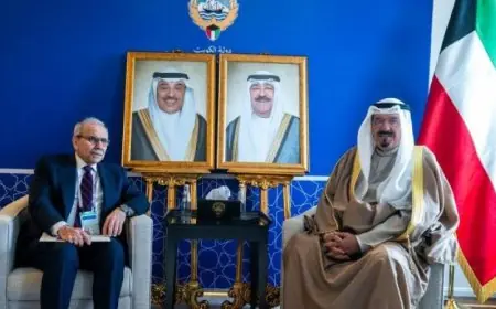 سلام يناقش مع رئيس مجلس قيادة اليمن ورئيس الوزراء الكويتي سبل تعزيز التعاون المشترك