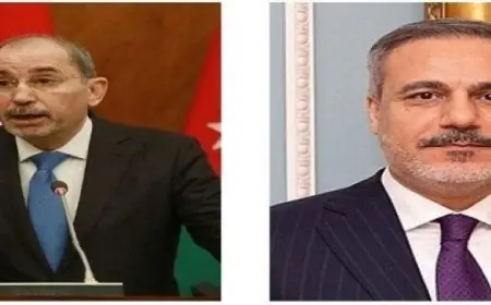 وزير خارجية الأردن يناقش مع نظيريه التركي والقطري تطورات غزة وسبل تعزيز الاستقرار في المنطقة