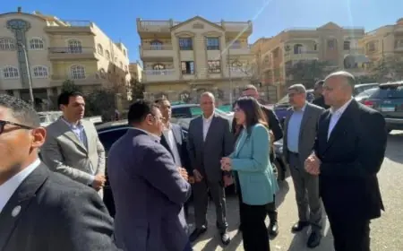 وزيرة الإسكان تستعرض أحدث مشروعات الإسكان وتفقد طرق ومحاور رئيسية جديدة