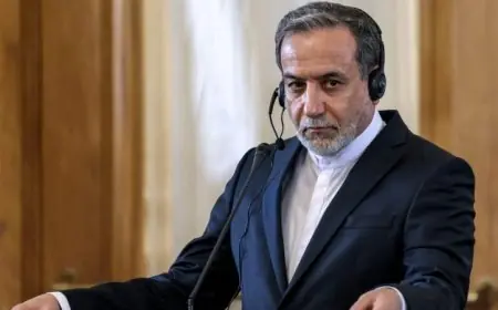 وزير الخارجية الإيراني يسافر إلى سويسرا للمشاركة في مفاوضات حاسمة مع واشنطن