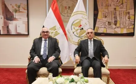 وزير العدل يستقبل رئيس هيئة قضايا الدولة تهنئة بتوليه منصبه الجديد صور