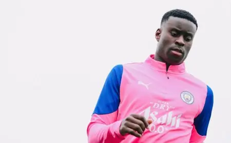 مارك غيهي يحقق تحولاً مذهلاً من منبوذ في تشيلسي إلى نجم بارز في مانشستر سيتي