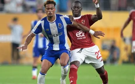 فالنسيا يتعاقد مع بطل العالم من الدوري الإنجليزي هل ينهى ذلك حلم ديانغ