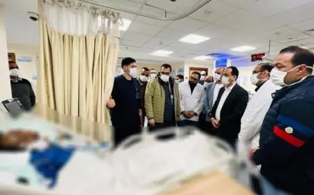 رئيس هيئة الرعاية الصحية يوعز بتقديم الدعم الطبي لمصابي حادث محور 30 يونيو