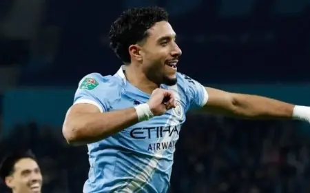 مانشستر سيتي يحقق فوزاً ساحقاً على نيوكاسل بثلاثية نظيفة في الشوط الأول ضمن كأس الرابطة الإنجليزية فيديو