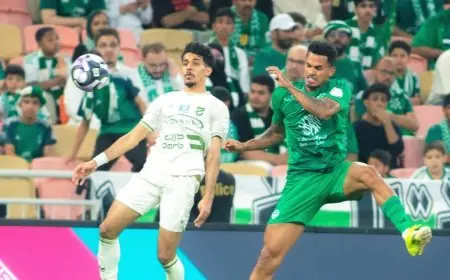 حارسا الحزم يتألقان ويمنعان الأهلي من التسجيل في الشوط الأول