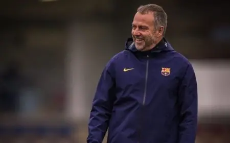 فليك غير متأكد من مستقبل ليفاندوفسكي مع برشلونة ويشيد بتطور لامين يامال