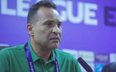 مؤمن سليمان يثني على عزيمة الشرطة بعد التعادل مع ناساف في دوري أبطال آسيا للنخبة