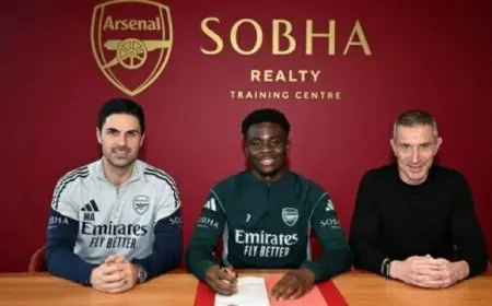 آرسنال يعلن رسميًا عن تمديد عقد ساكا حتى عام 2031