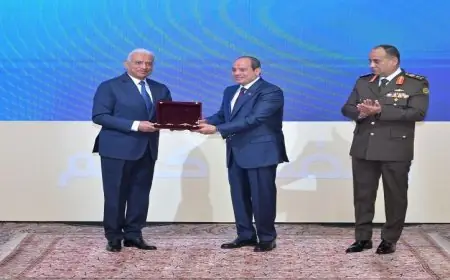 الرئيس السيسي يعتمد تعيين الفريق أول عبدالمجيد صقر في منصب مساعد رئيس الجمهورية