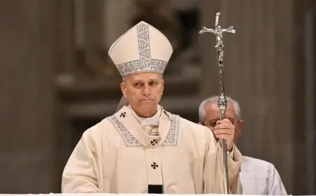 بابا الفاتيكان يحذر من أن السلام في أوكرانيا بات ضرورة ملحة