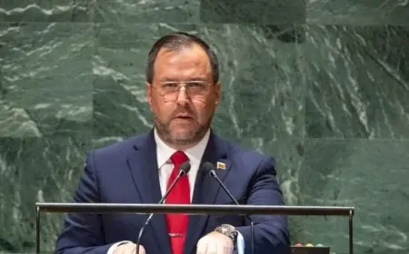 وزير خارجية فنزويلا يدعو إلى الإفراج العاجل عن مادورو