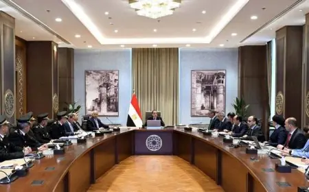 مدبولي يراقب تقدم تطوير وتوسيع الطريق الدائري وتحسين كفاءة كوبري 6 أكتوبر