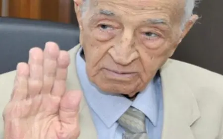 مجلس الوزراء ينعى وفاة فهمي عمر شيخ الإذاعيين ورئيس الإذاعة المصرية الأسبق