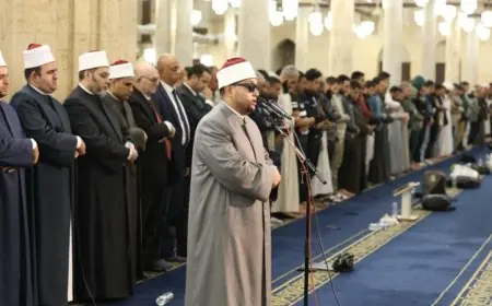 الجامع الأزهر يستقطب آلاف المصلين من مصر والعالم في لياليه العامرة