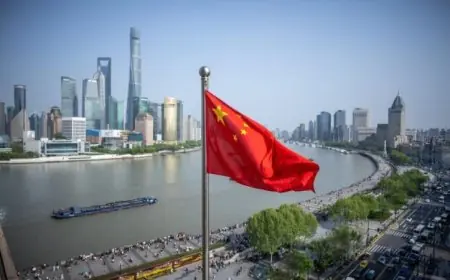 الصين تطالب رعاياها بمغادرة إيران عقب انتهاء الجولة الأخيرة من المفاوضات