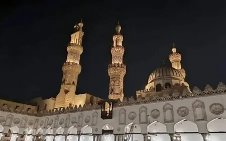 احتفالات مبهرة في الجامع الأزهر بمناسبة ذكرى انتصارات العاشر من رمضان