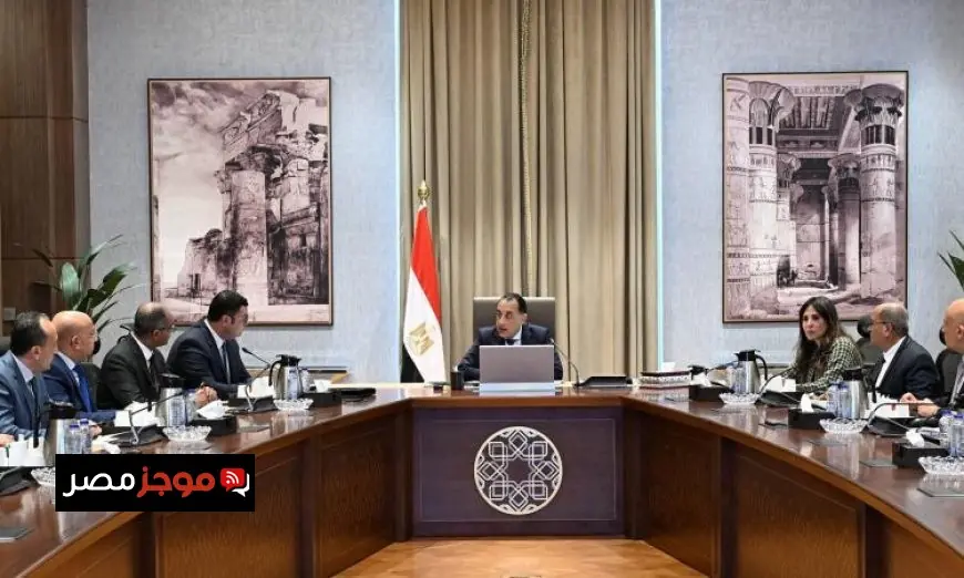 رئيس الوزراء يراقب خطوات تطوير مرفق مياه الشرب والصرف الصحي لتحسين الخدمات العامة