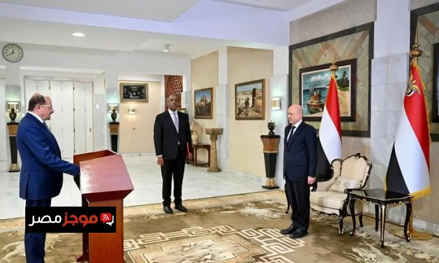 أداء رئيس وأعضاء الحكومة اليمنية الجديدة لليمين الدستورية في خطوة مهمة نحو الاستقرار