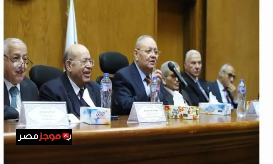 رئيس مجلس الدولة يلتقي فريق القضاة والقاضيات في الإسكندرية لتعزيز التعاون القضائي