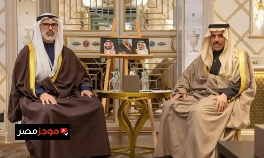 وزير الخارجية السعودي والكويتي يستعرضان سبل تعزيز العلاقات ويبحثان المستجدات الإقليمية