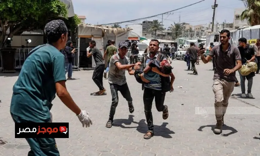 إصابة ثلاثة فلسطينيين برصاص الاحتلال الإسرائيلي في وسط وجنوب قطاع غزة