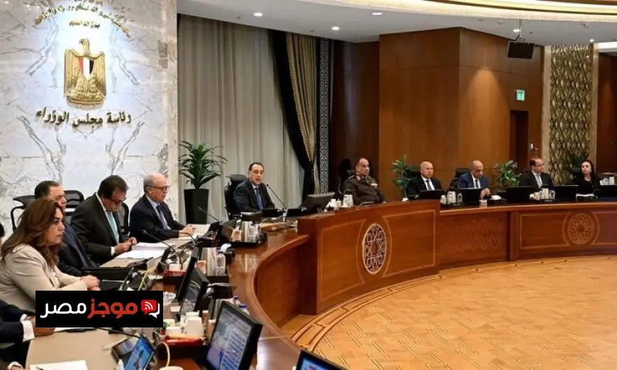 رئيس الوزراء يدعو لتفعيل التواصل مع البرلمان والاستجابة الفورية لطلبات النواب