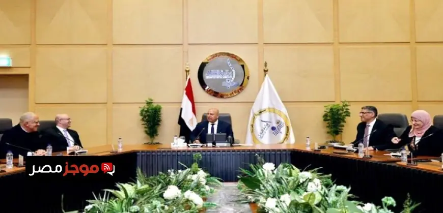 سبعة أطعمة يومية تعزز نضارة البشرة وتقلل من ظهور علامات الشيخوخة