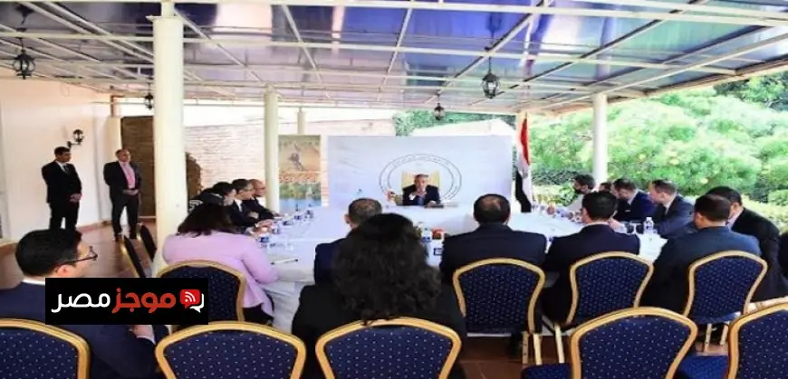 وزير الخارجية يؤكد لرجال الأعمال أهمية تعزيز تواجد الشركات المصرية في السوق الكيني