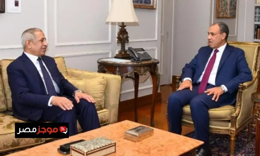 وزير الخارجية و رئيس الأكاديمية العربية للعلوم والتكنولوجيا يناقشان سبل تعزيز التعاون المشترك