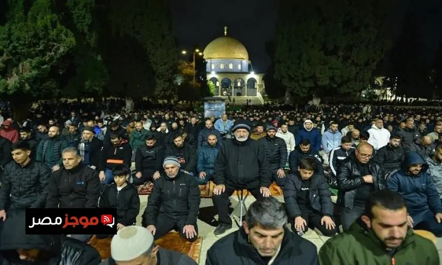 35 ألف مصل يحضرون صلاة العشاء والتراويح في المسجد الأقصى المبارك