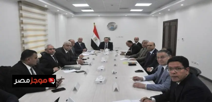 وزير التعليم العالي يلتقي برؤساء الجامعات الأهلية لمتابعة سير الدراسة في الفصل الدراسي الثاني