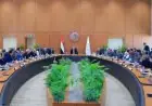 وزير التعليم يستعرض استراتيجيات تعزيز الانضباط وانتظام الدراسة في المدارس
