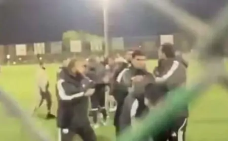 تفاصيل مثيرة حول أزمة نجل طارق يحيى مع إداري الأهلي تشمل 8 غرز ومحضر رسمي