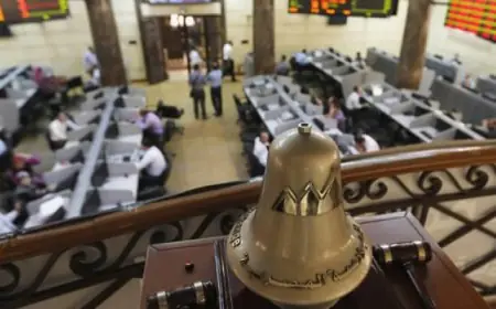 مؤشرات البورصة المصرية تسجل تراجعًا جماعيًا في بداية تداولات الأسبوع