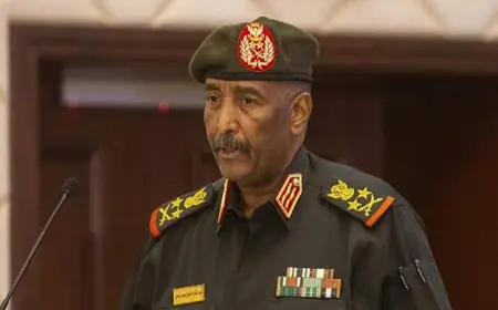 البرهان يعبر عن دعم السودان الكامل لقطر في مواجهة العدوان على أراضيها