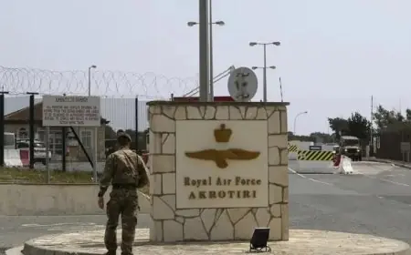 قبرص تعترض مسيرتين تستهدفان قاعدة أكروتيري البريطانية