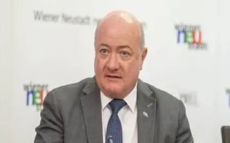 مستشار النمسا يدعو لإعادة الدور الحاسم للدبلوماسية ووقف المواجهات في الشرق الأوسط