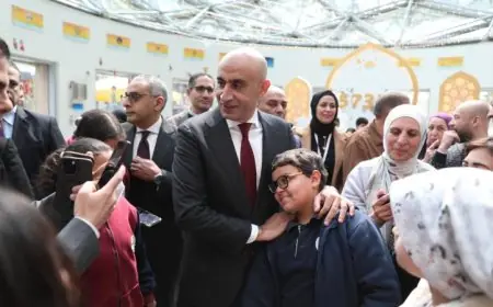 وزير التربية والتعليم يزور مستشفى 57357 ويؤكد ريادتها في جميع المجالات