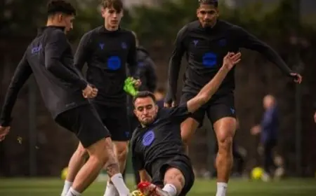 برشلونة يكشف عن حل مثير لأزمة الإصابات خلال تدريباته