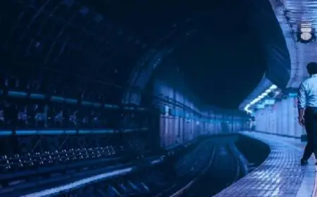 مصابيح زرقاء في محطات القطارات اليابانية تقلل حالات الانتحار بنسبة 84%