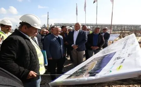 وزير النقل يقوم بجولة تفقدية لمواقع العمل في مشروع المرحلة الأولى لمترو الإسكندرية من أبوقير إلى محطة مصر