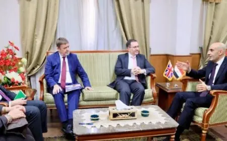 وزير التربية والتعليم والسفير البريطاني يتناولان تعزيز التعاون في مجالات التعليم