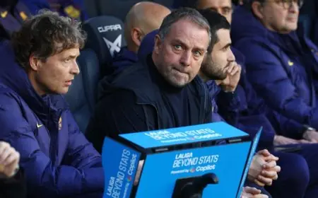 فليك يتحدث دفاعا عن الطاقم الطبي لنادي برشلونة ويؤكد مسؤوليته عن الإصابات