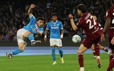 نابولي يتغلب على تورينو بفوز مثير في الدوري الإيطالي