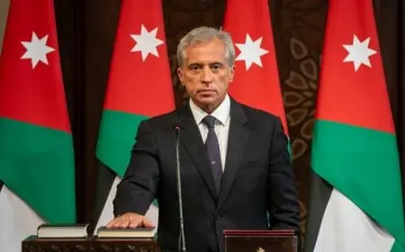 رئيس الوزراء الأردني يتواصل هاتفيا مع نظيريه الفلسطيني واللبناني لبحث تطورات التصعيد الأخيرة