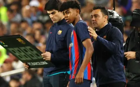 ثنائي برشلونة اللامع في سباق قيادة المنتخب المغربي بعد مونديال 2026