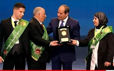 الرئيس السيسي ي honored أسر الشهداء ويحتفي بمصابي العمليات الحربية